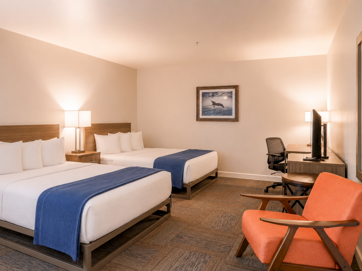 Inn At Moss Landing Point